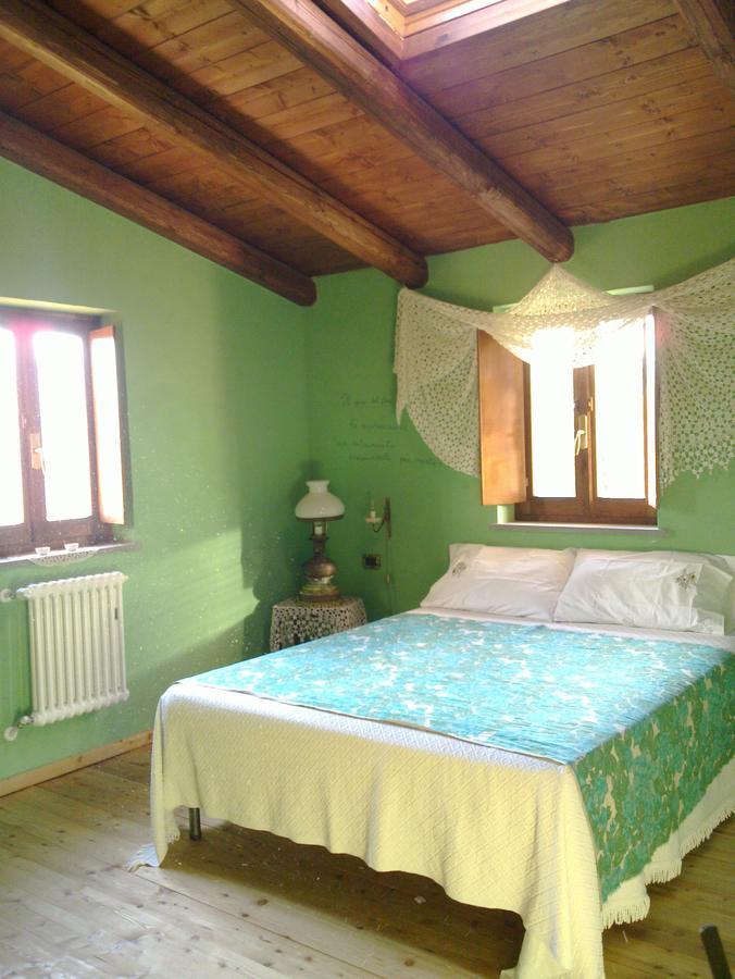 Azienda Agrituristica Risveglio Naturale Варезе-Лігуре Екстер'єр фото